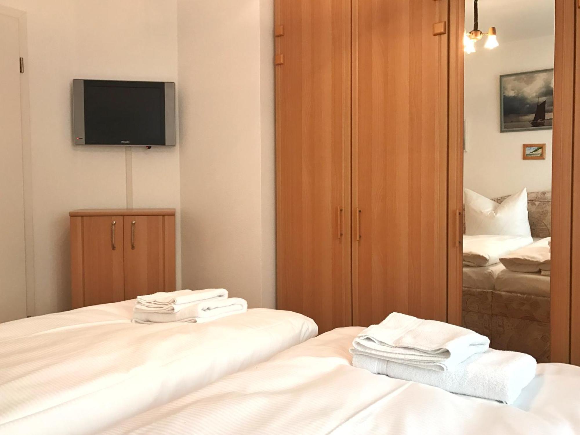 Meerblickvilla Prinz Heinrich - Ferienwohnung 4 ザスニッツ エクステリア 写真